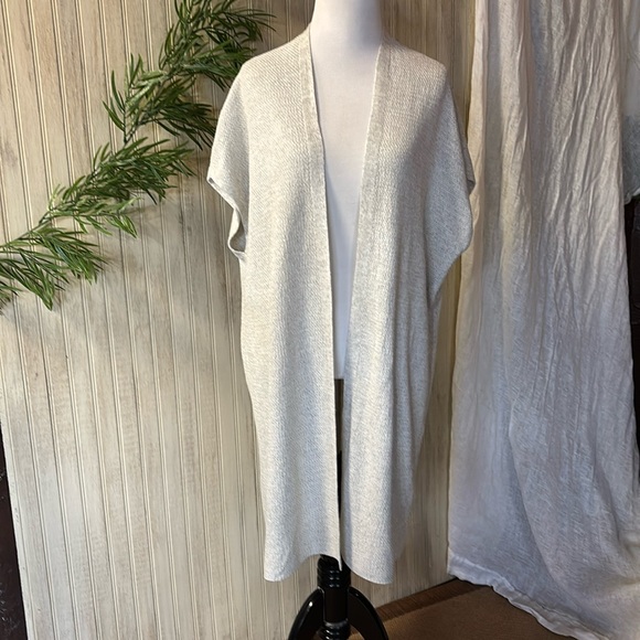 ese O ese Long, Sleeveless Cardigan, 100% Cotton, EUC, light gray, made … - Picture 1 of 10